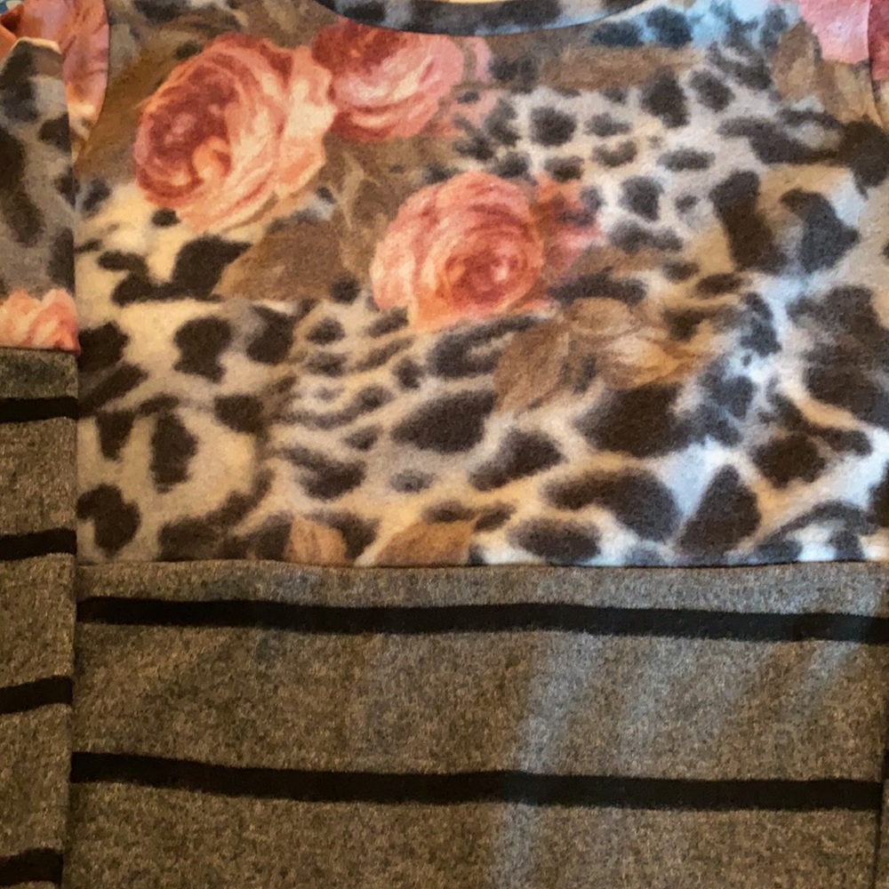 Again Top - Size L - Picture 3 of 5